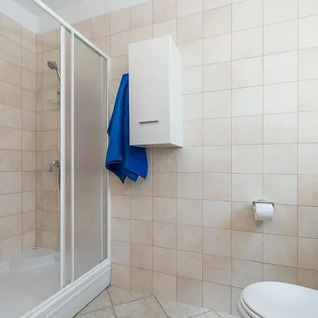 Pinta Mit Grossem Garten Apartmán *