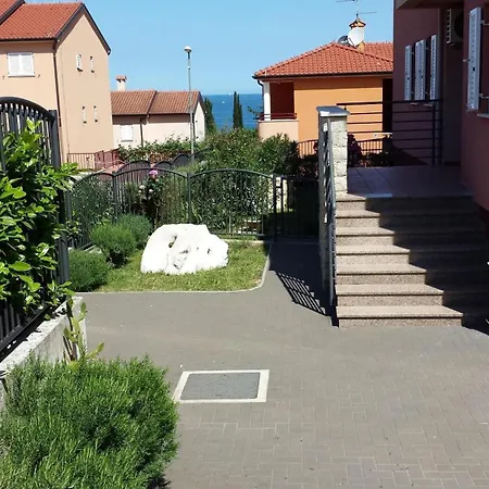 Pinta Mit Grossem Garten Apartmán *